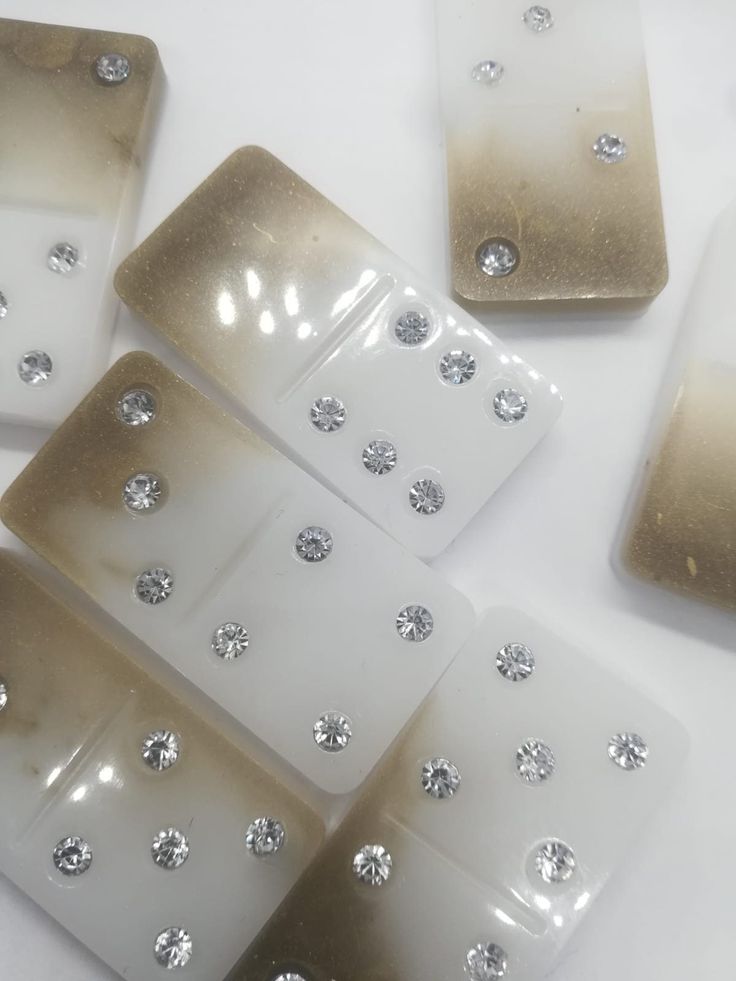 Custom Handmade Domino Set – Personalized Resin Dominoes